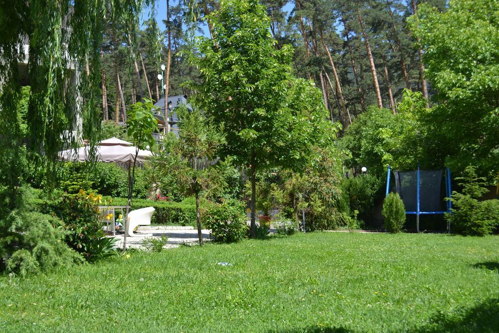 Motion Hotel Bordzjomi Buitenkant foto